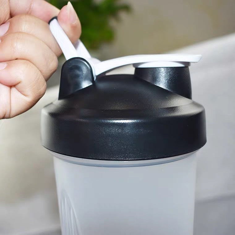 Fashion Portable Fitness Plastic Shaker Cup